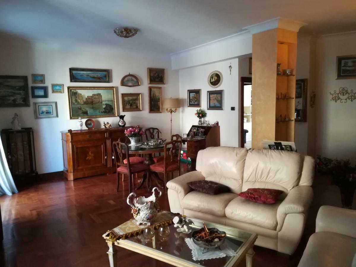Casa Meriva نابولي المظهر الخارجي الصورة