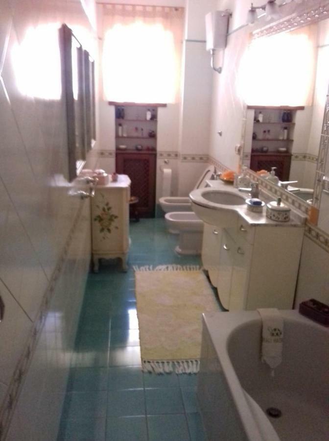 Casa Meriva نابولي المظهر الخارجي الصورة